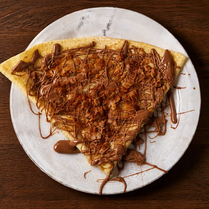 Crêpe chocolat Caramélia, coulis et éclats de caramel, la spéciale Kaykay